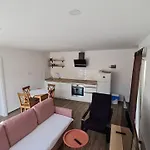 Appartamento Mlinar - One Bedroom With Seaview