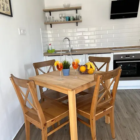 Mlinar - One Bedroom With Seaview Apartment *