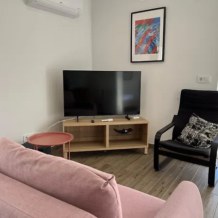 Mlinar - One Bedroom With Seaview Grebastica