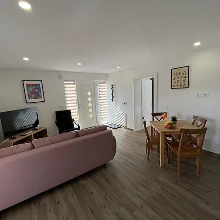 Mlinar - One Bedroom With Seaview Apartment *