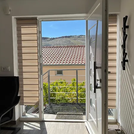 Mlinar - One Bedroom With Seaview * Grebastica