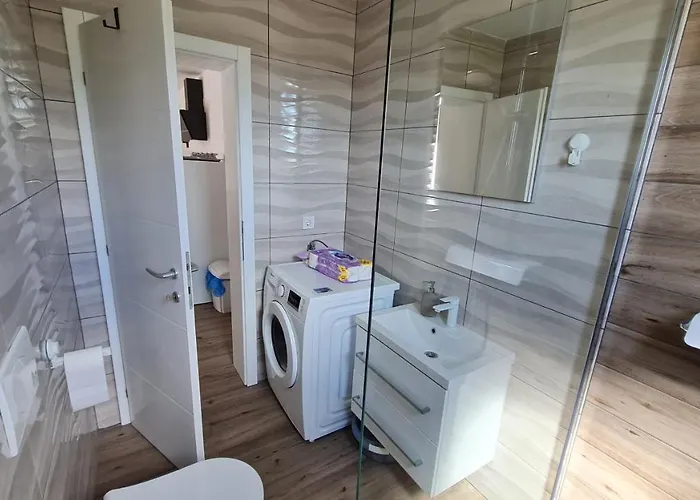 Appartamento Mlinar - One Bedroom With Seaview Grebaštica